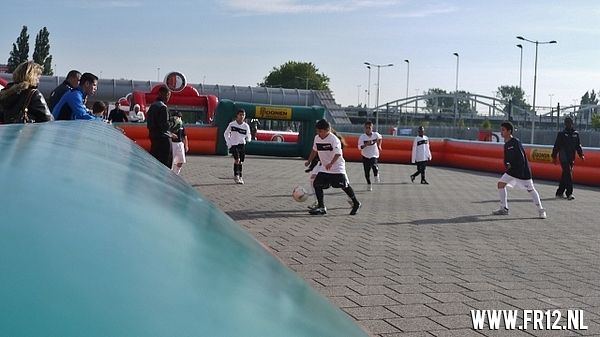 Opening Street League