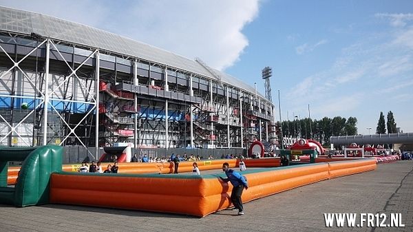 Opening Street League