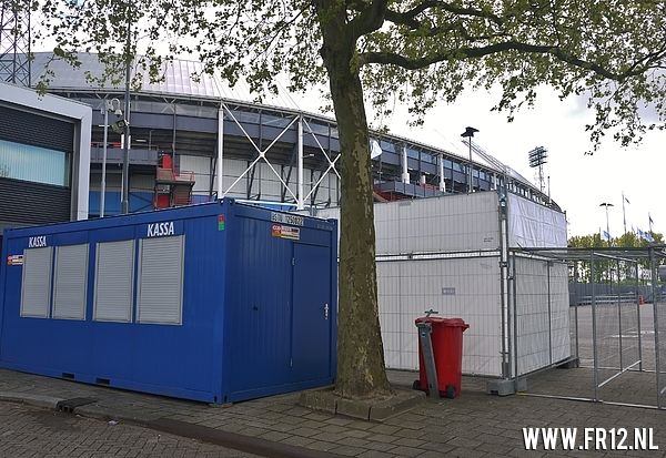 Onze Kuip !!  Finale decor