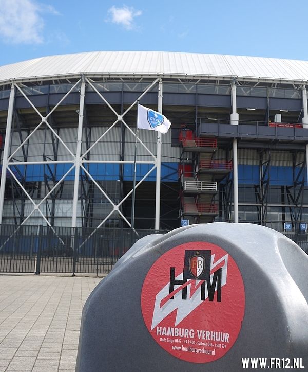 Onze Kuip !!  Finale decor