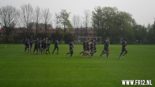 Feyenoord training 16-4-2011