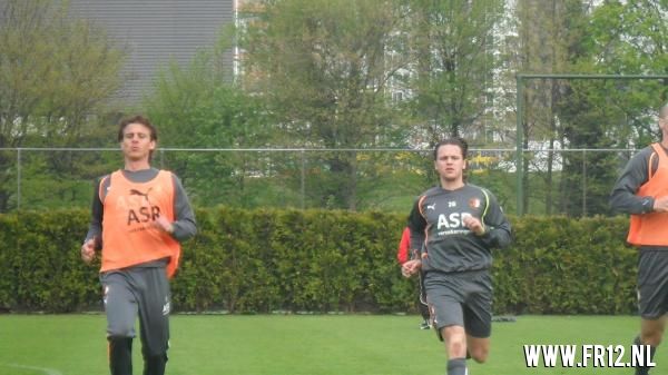 Feyenoord training 16-4-2011
