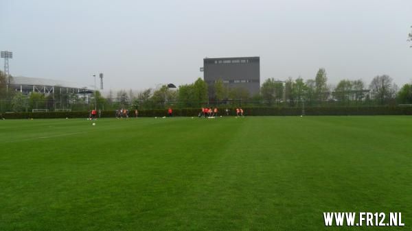 Feyenoord training 16-4-2011