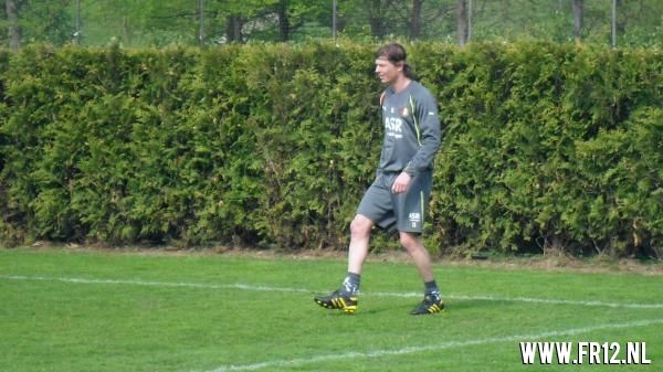Feyenoord training 16-4-2011