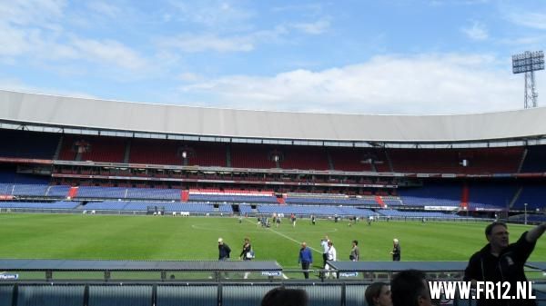 exclusieve rondleiding over het veld.