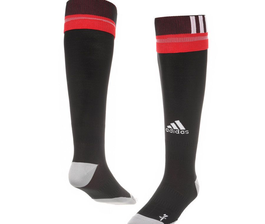 Feyenoord presenteert het nieuwe thuisshirt