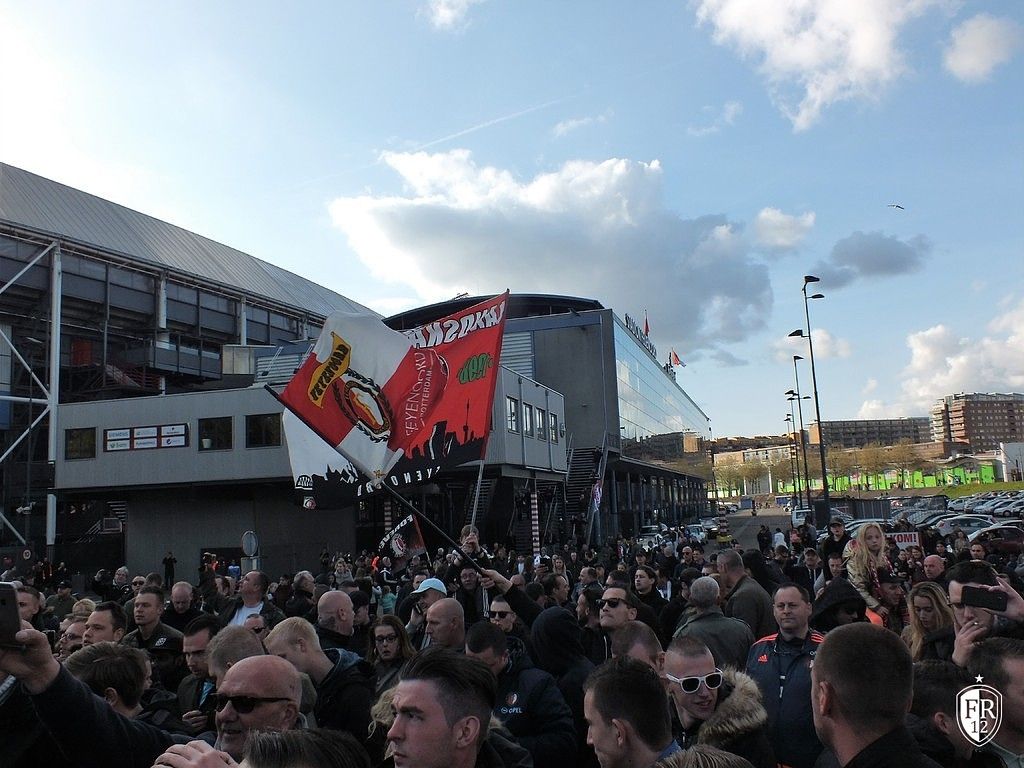 Volksfeest bij De Kuip
