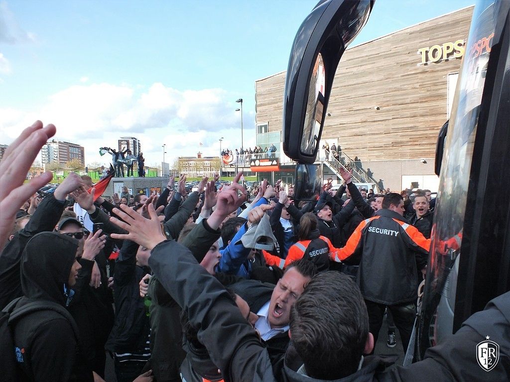 Volksfeest bij De Kuip