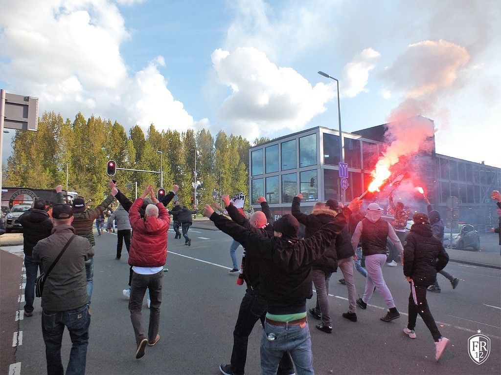 Volksfeest bij De Kuip