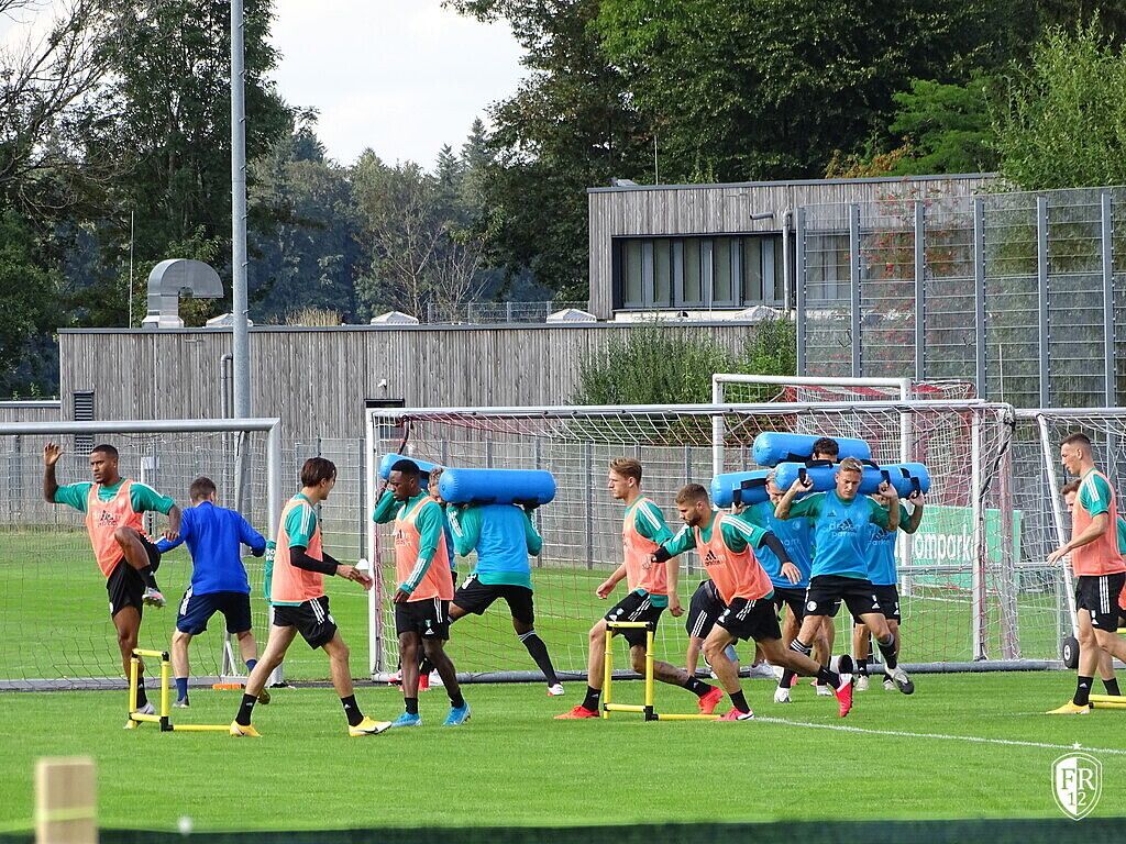 korte terugblik en Feyenoord - HSV in Oostenrijk