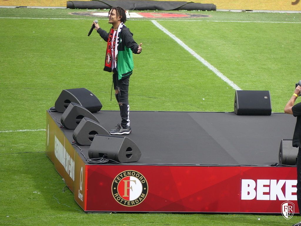 KNVB bekerhuldiging