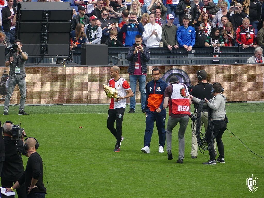 KNVB bekerhuldiging