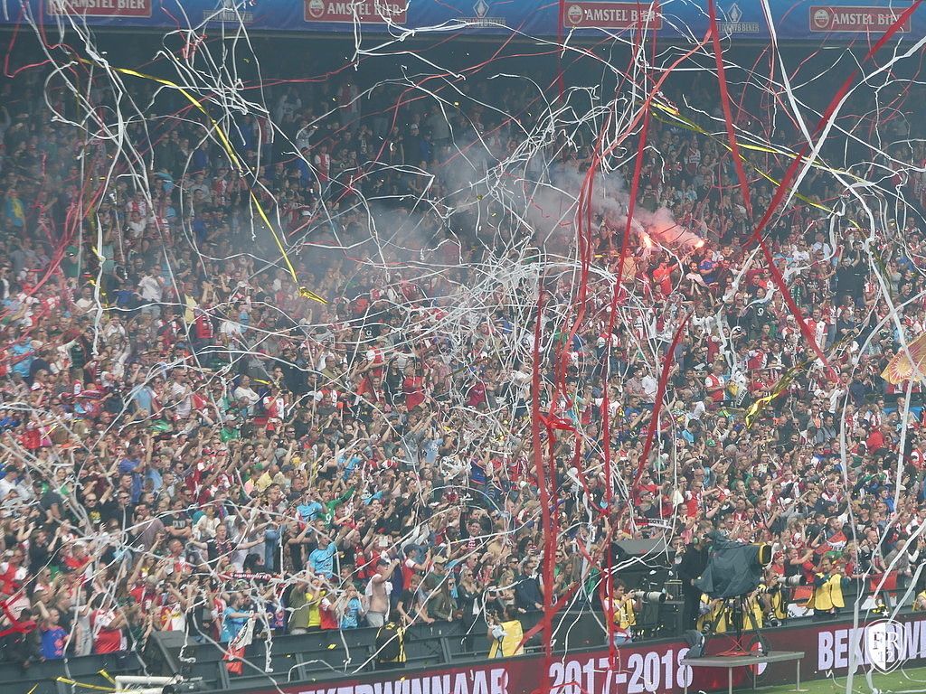 KNVB bekerhuldiging