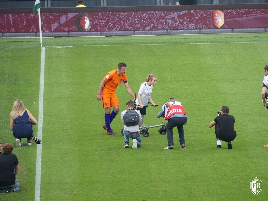 Dirk Kuyt Testimonial