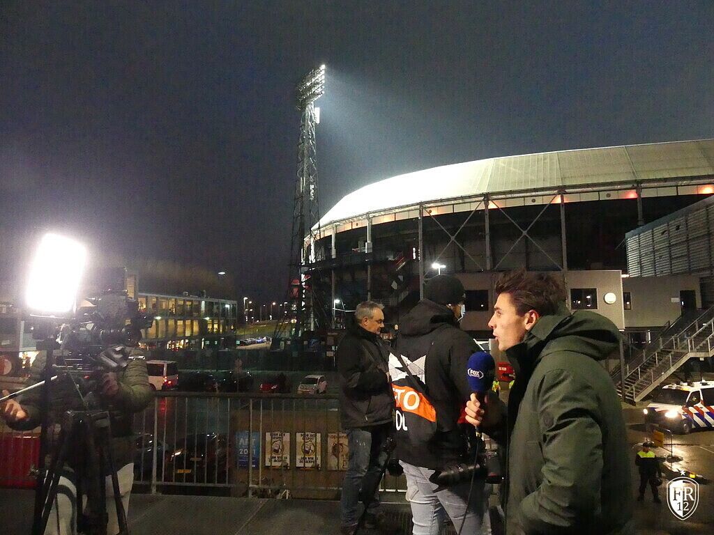 Opwachten spelersbus Feyenoord - Dinamo Zagreb