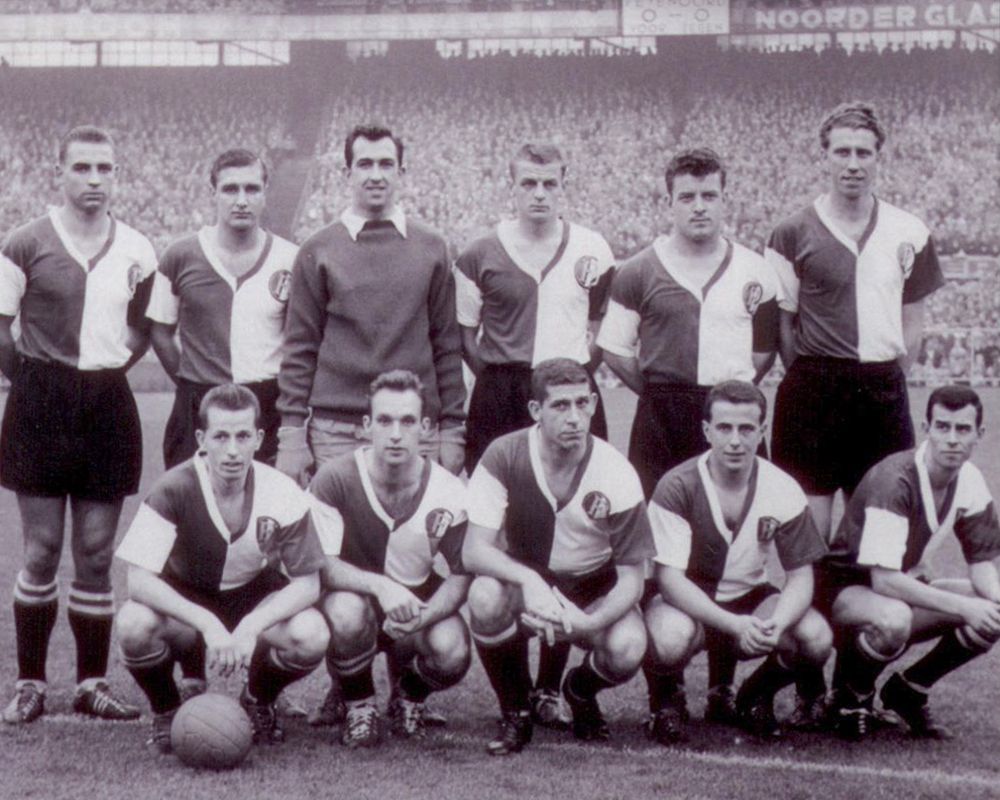 FOTO'S | Feyenoord lanceert retro kledinglijn