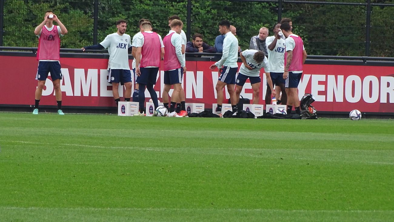 Fotoverslag eerste openbare training Feyenoord online