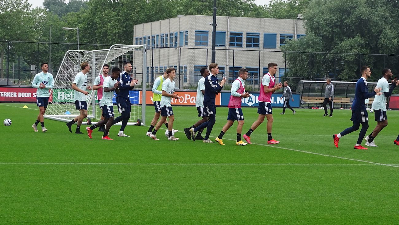 Fotoverslag eerste openbare training Feyenoord online