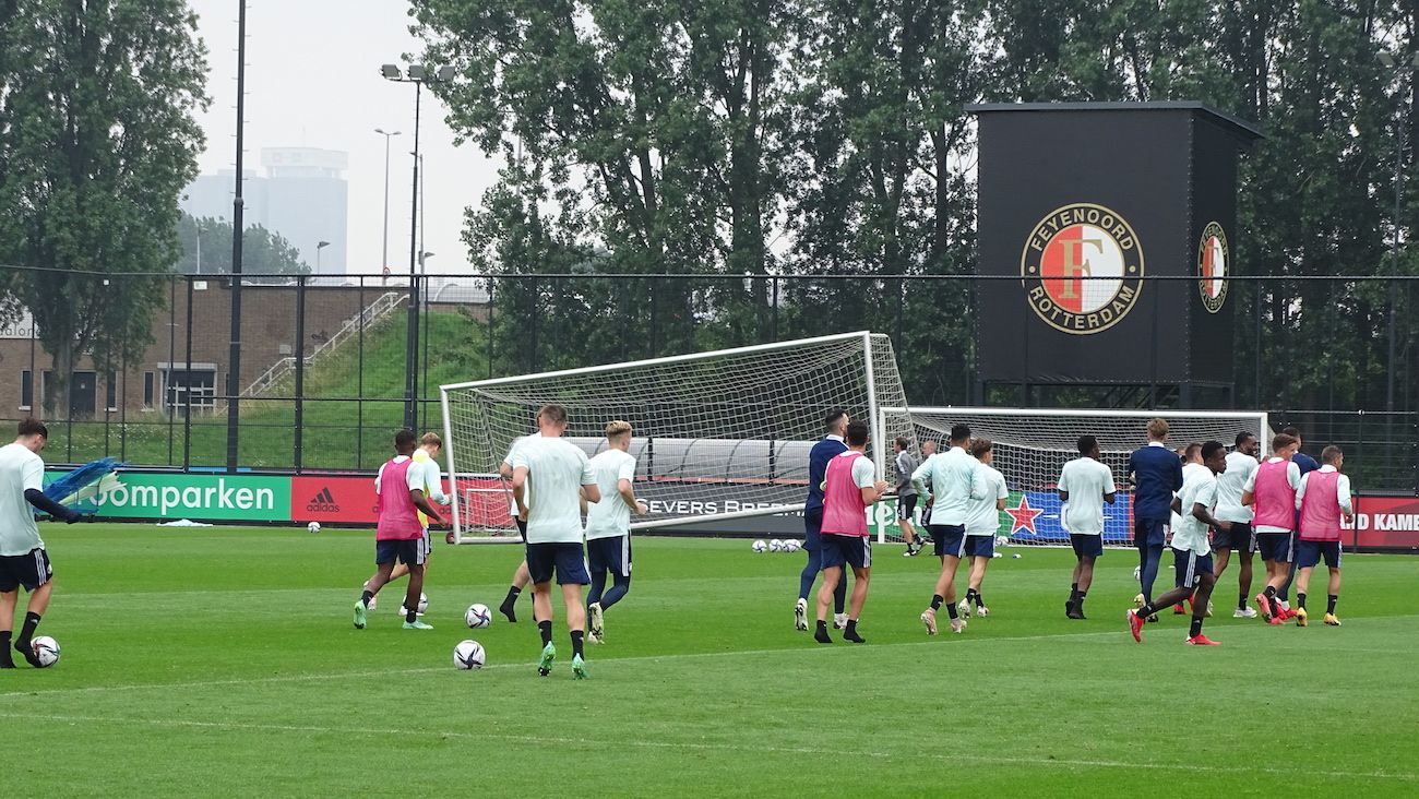 Fotoverslag eerste openbare training Feyenoord online