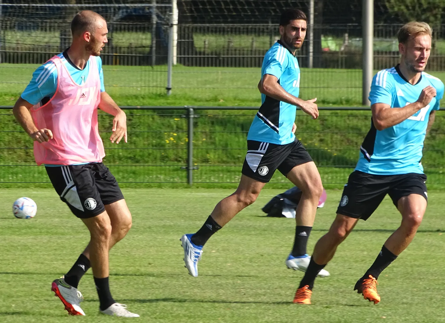 Fotoverslag trainingskamp in De Lutte online