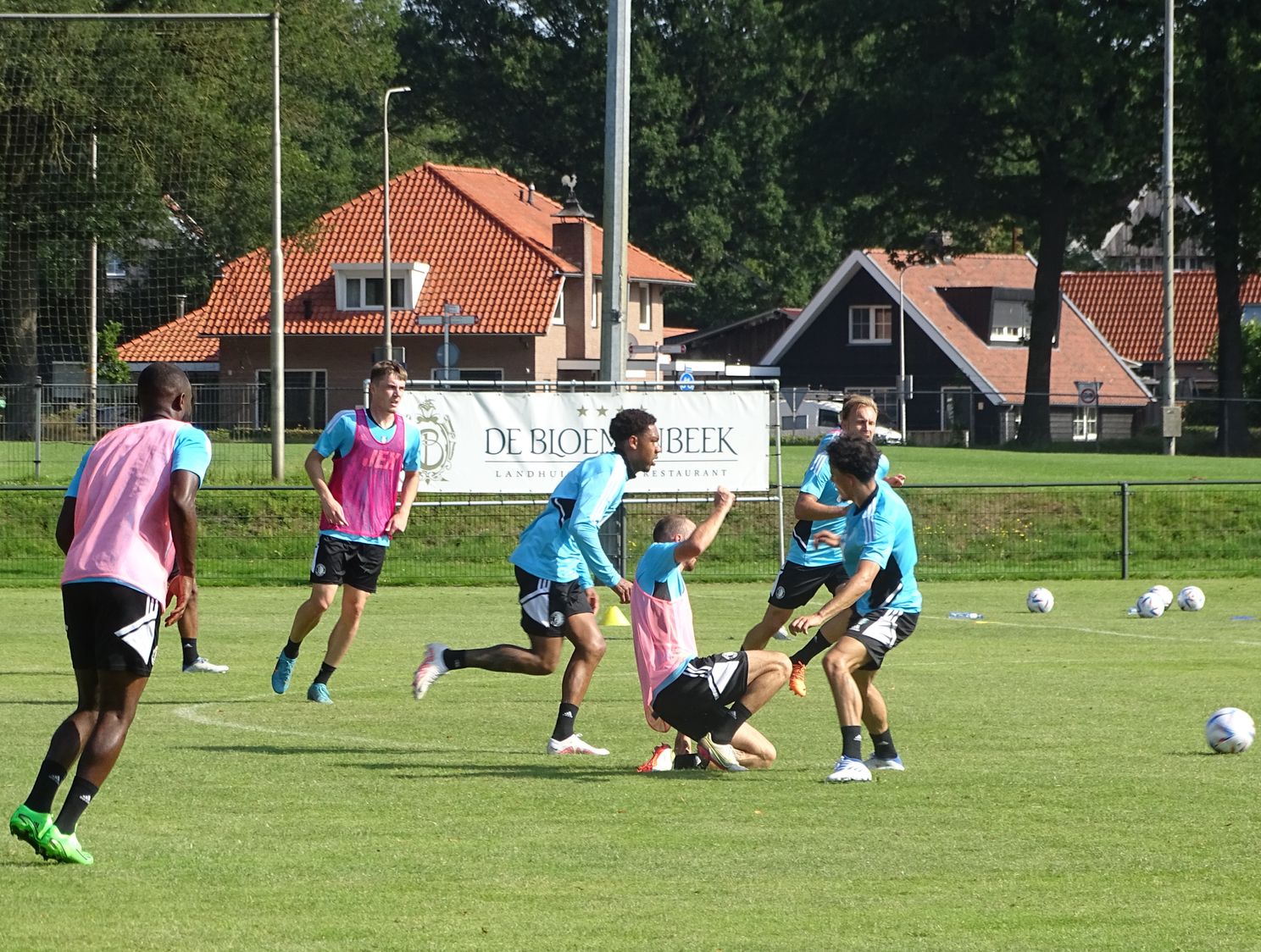 Fotoverslag trainingskamp in De Lutte online