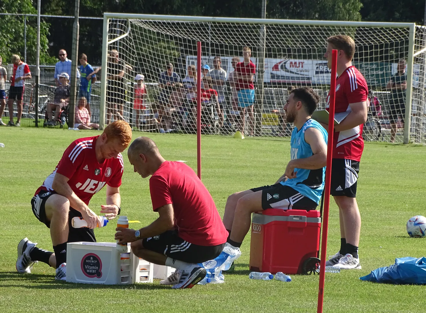 Fotoverslag trainingskamp in De Lutte online
