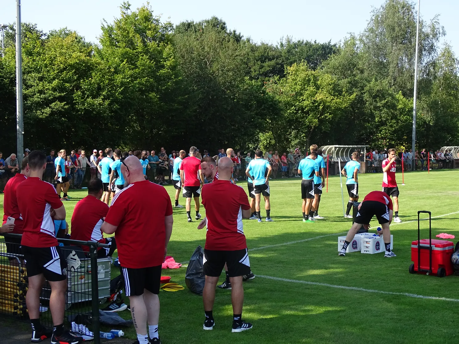 Fotoverslag trainingskamp in De Lutte online