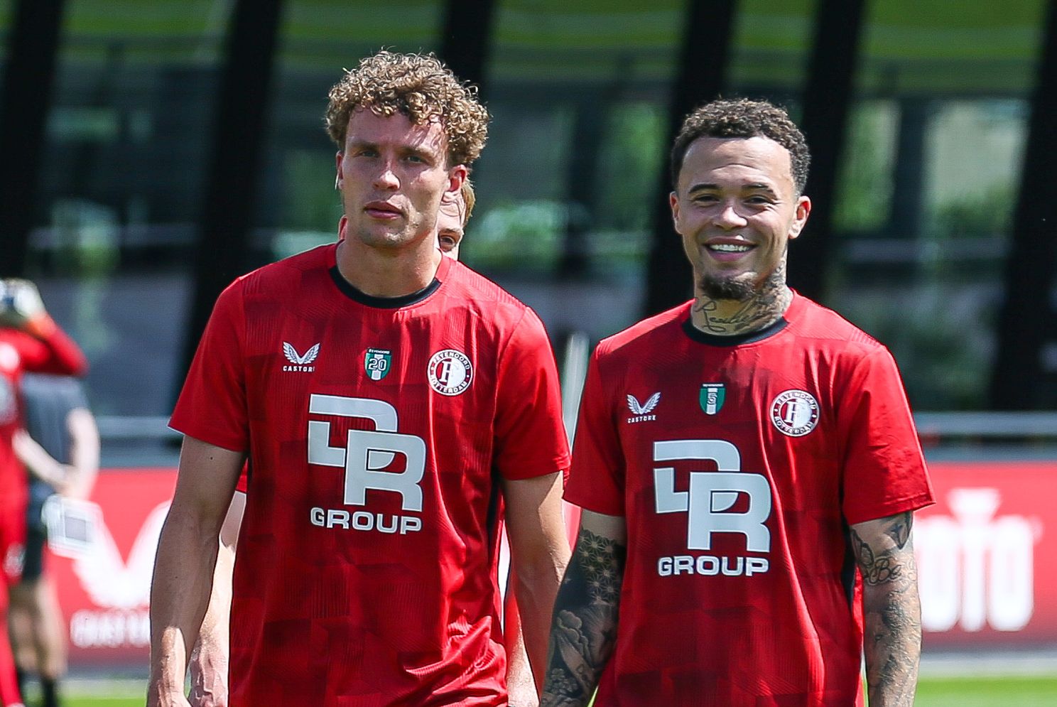 Internationals sluiten aan tijdens eerste openbare training Feyenoord