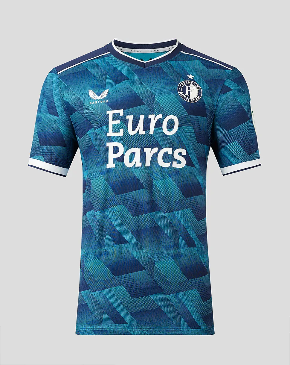 Feyenoord presenteert nieuwe uittenue met blauwe broek