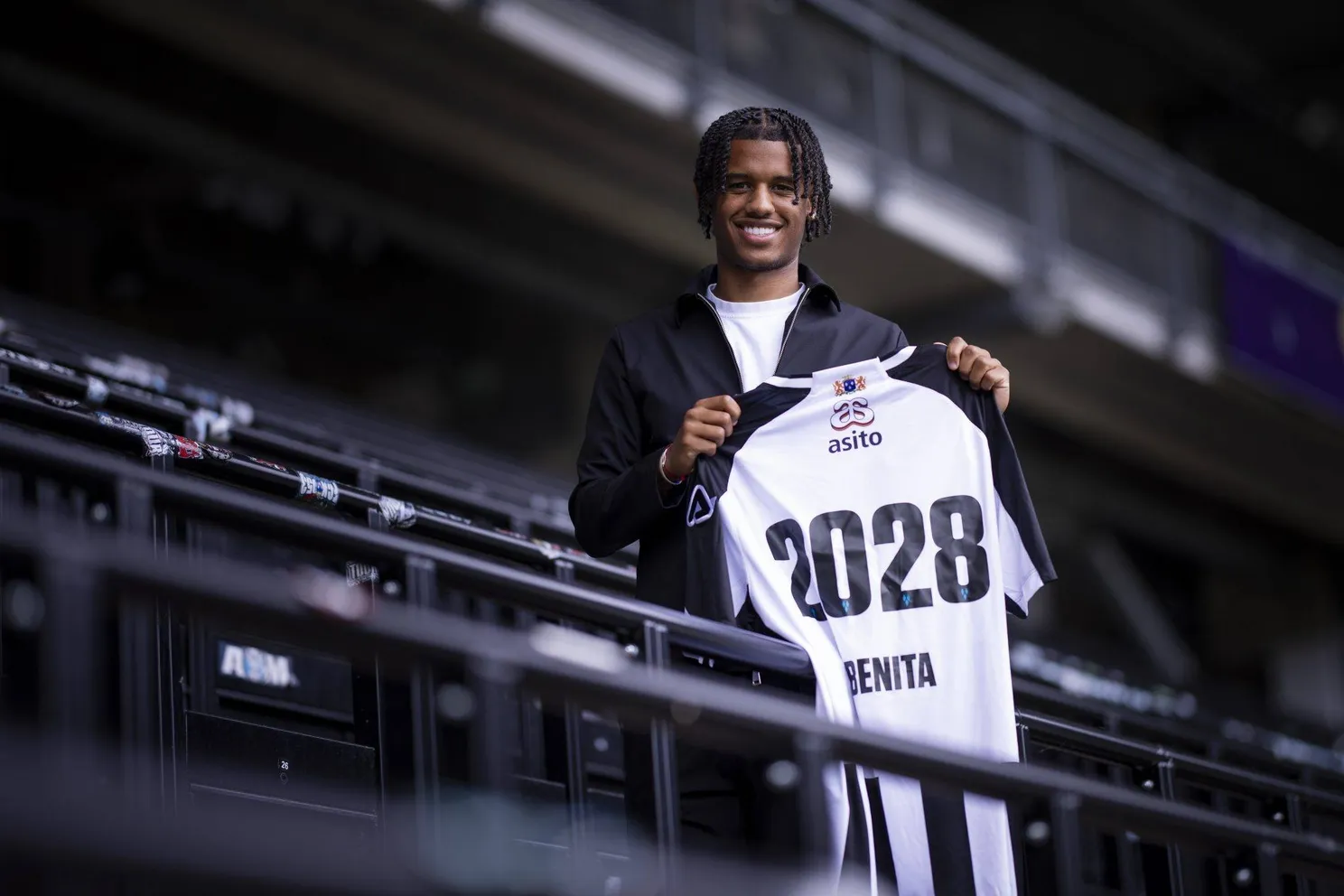 570mbnes 11062025 benita 9679 1 scaled