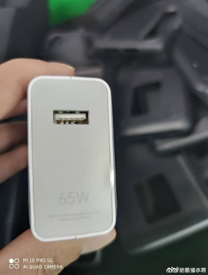 Xiaomi Mi 10 Pro leaked in live images with its 65W charger