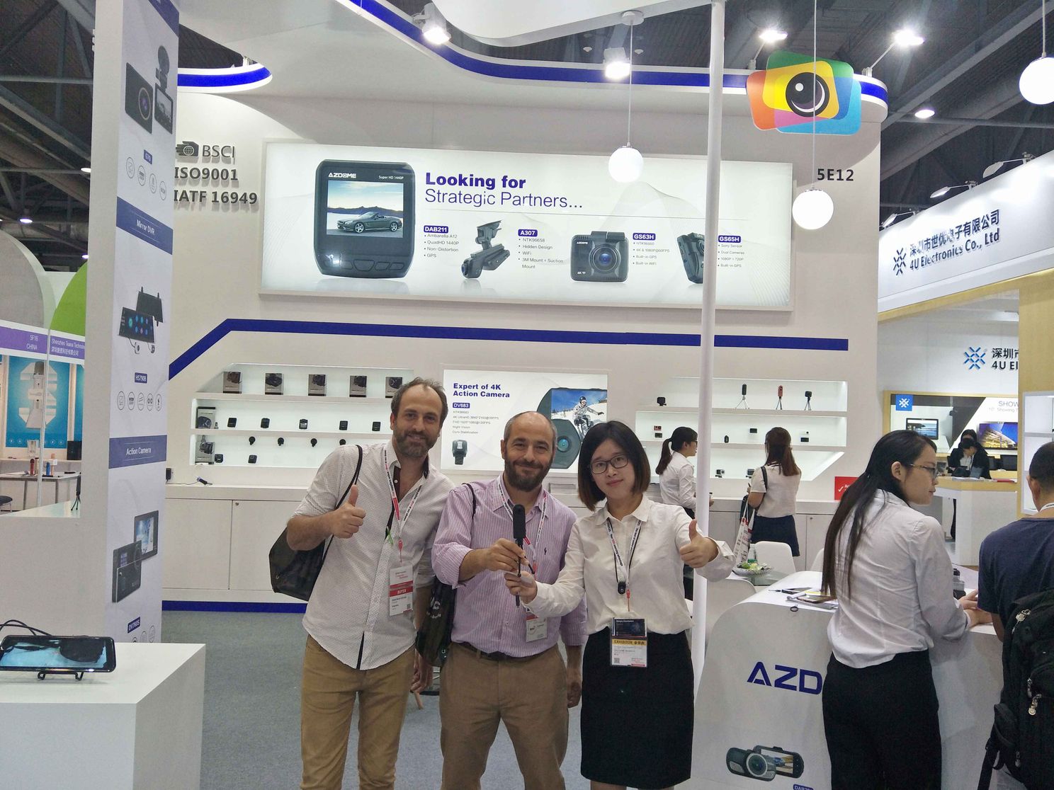 Azdome presents the World’s First Mirror Dash Cameras at HK's Fair