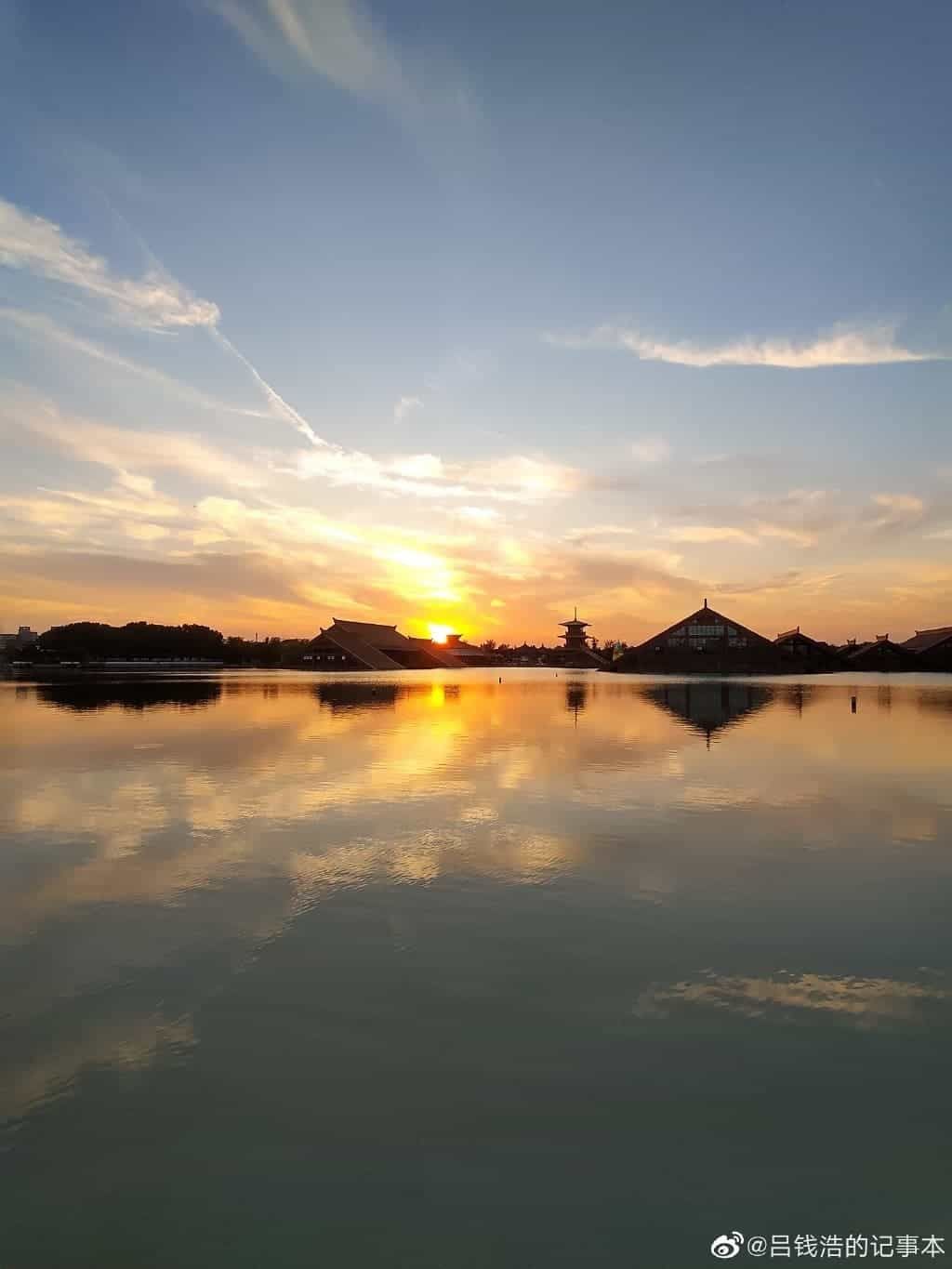 Camera samples of the Axon 20 sub-screen camera smartphone appeared