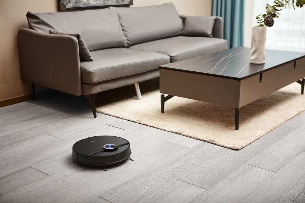 Midea M7 Pro robot vacuum cleaner launched globally