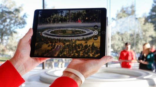If Apple Enters AR Industry, It May Add $11 Billion In Revenue
