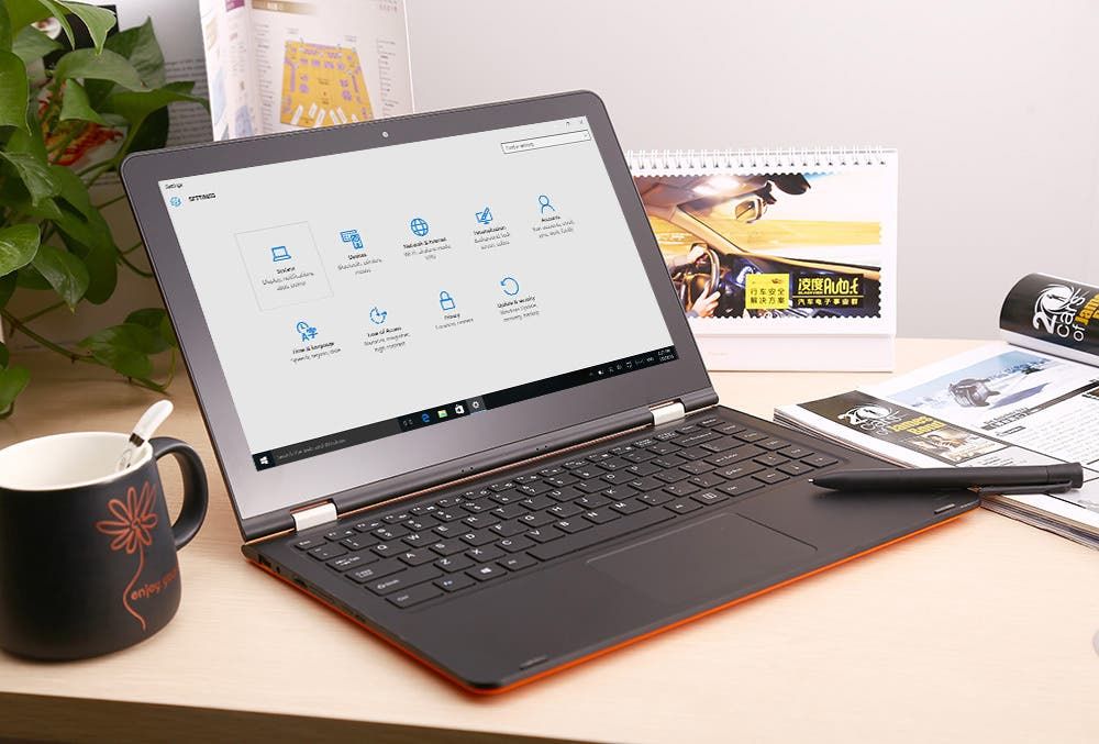 What’s Orange and runs Windows 10? Meet the Voyo Vbook V3