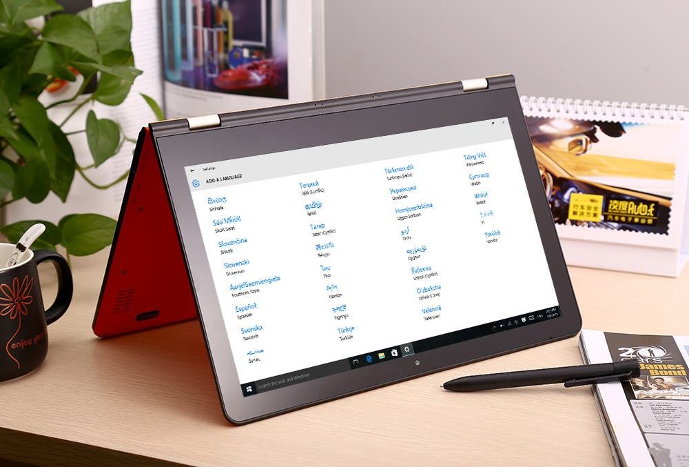 What’s Orange and runs Windows 10? Meet the Voyo Vbook V3