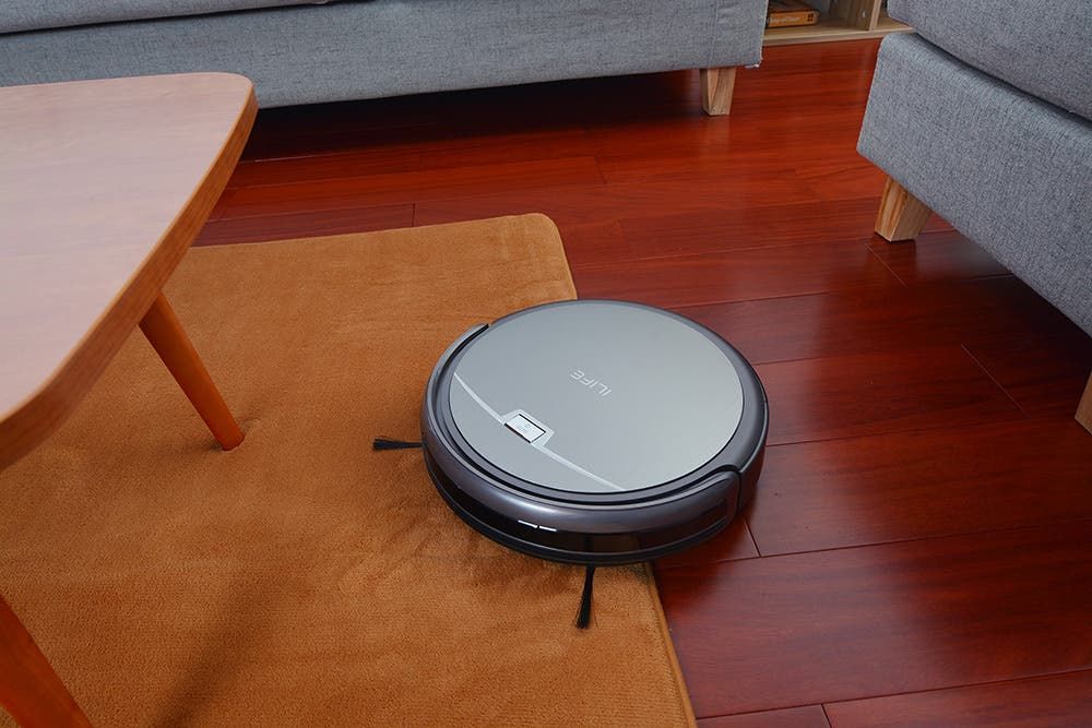 Meet iLife A4, a budget robotic vacuum cleaner! (update)