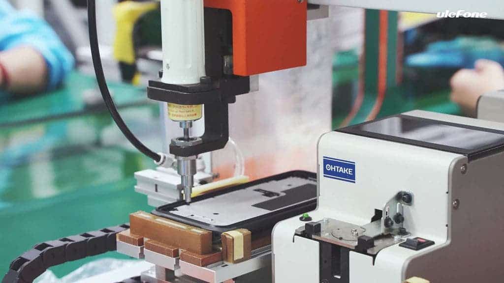 Ulefone factory tour video: Armor 12 5G is in production