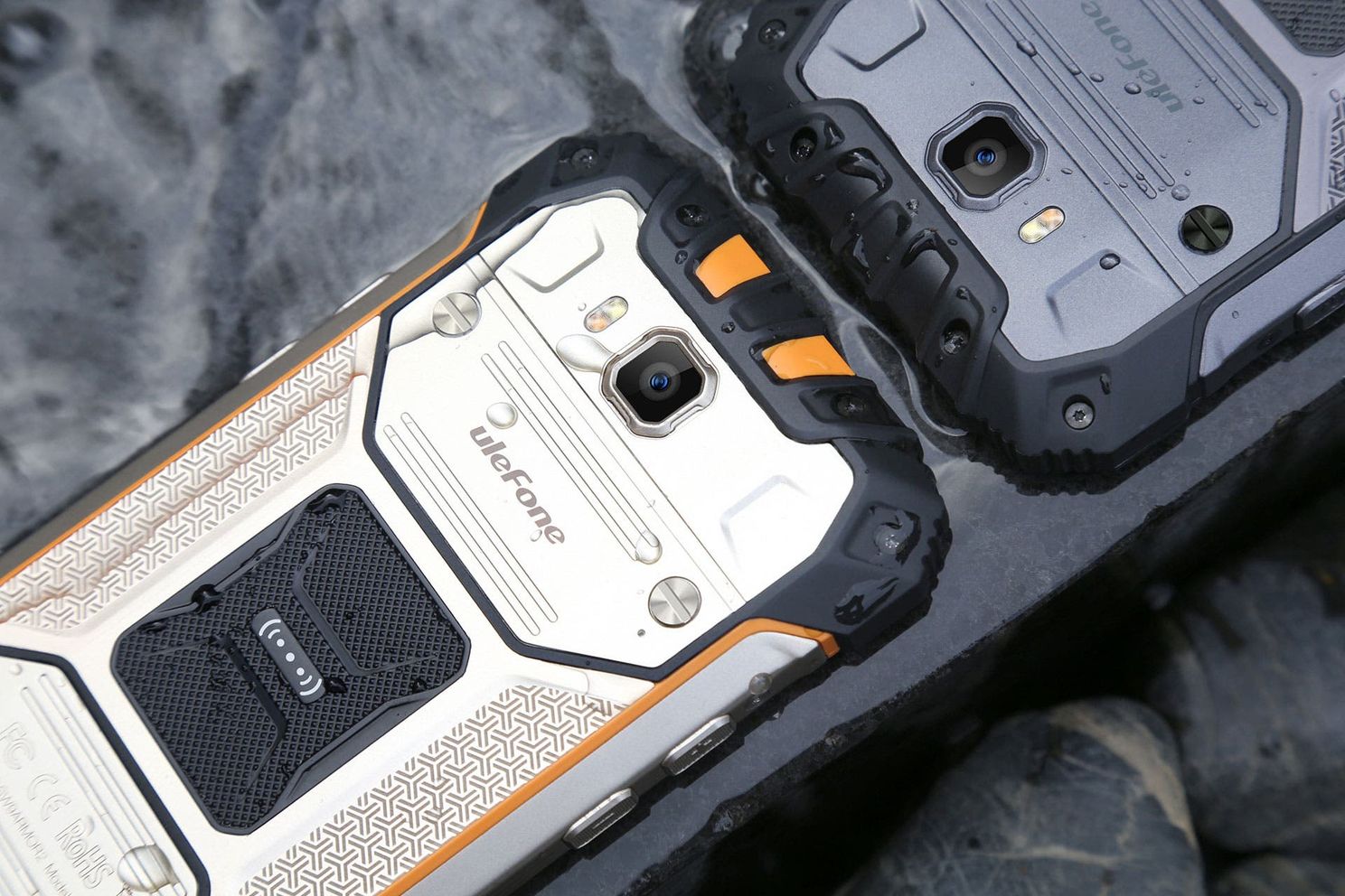 Ulefone Armor 2 IP68-Rated Rugged Phone Dust-Proof Test