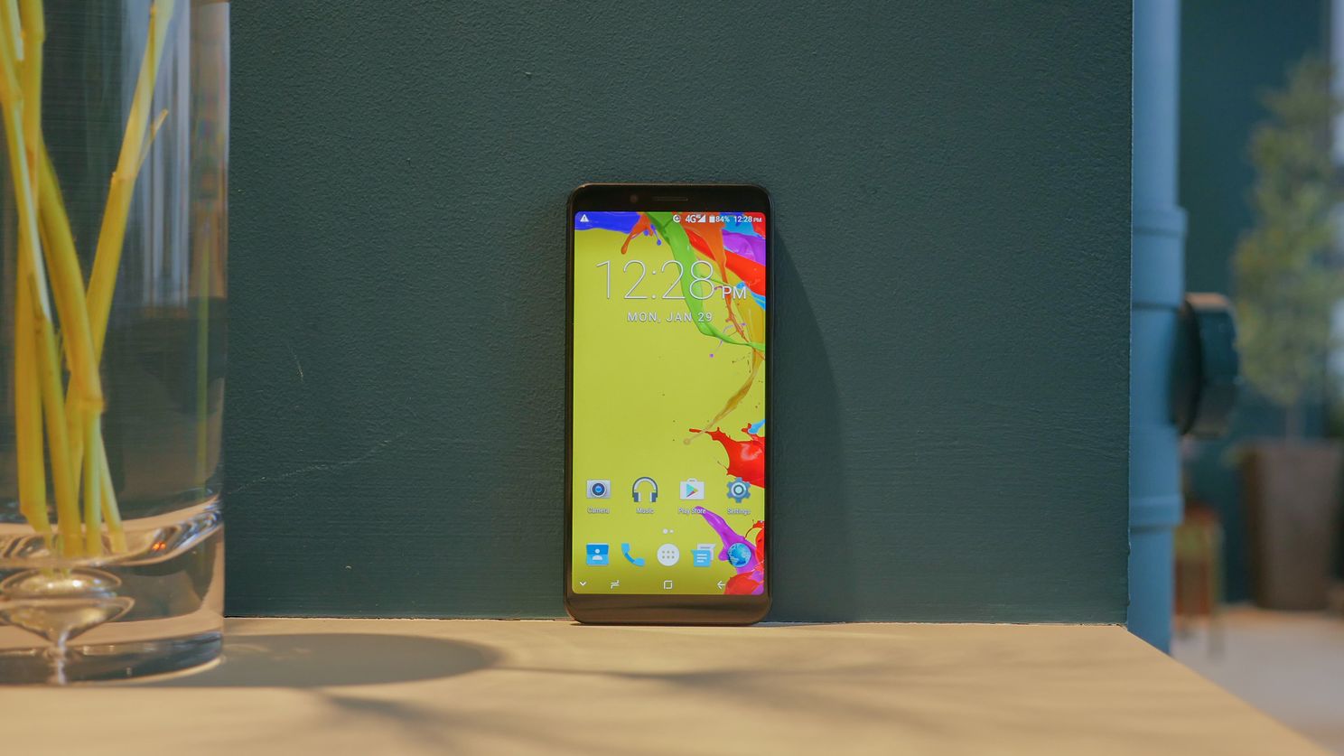 UMIDIGI One Coming with iPhone X Like Glass Back & Global LTE Support