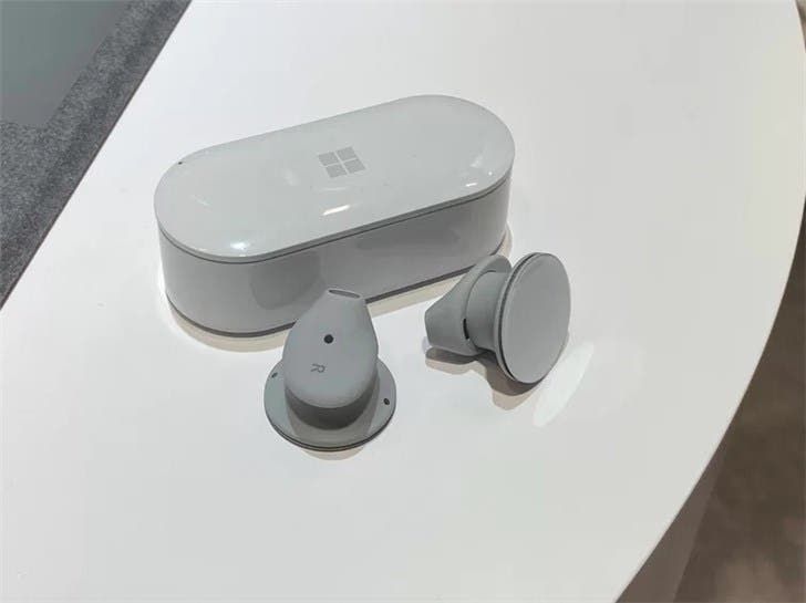 Microsoft Surface Earbuds headphones will arrive on May 6