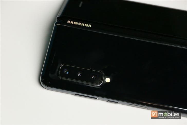 Samsung Galaxy Fold Landed In India At 164,999 Rupees ($2312)