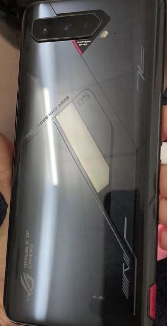 ASUS ROG Gaming Phone 5 Leaked In Spy Video and Photo
