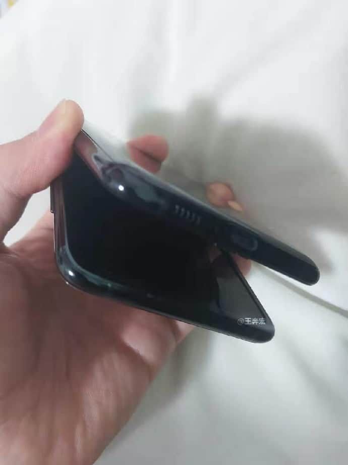 Leaked: Is this the Samsung Galaxy Fold 2?
