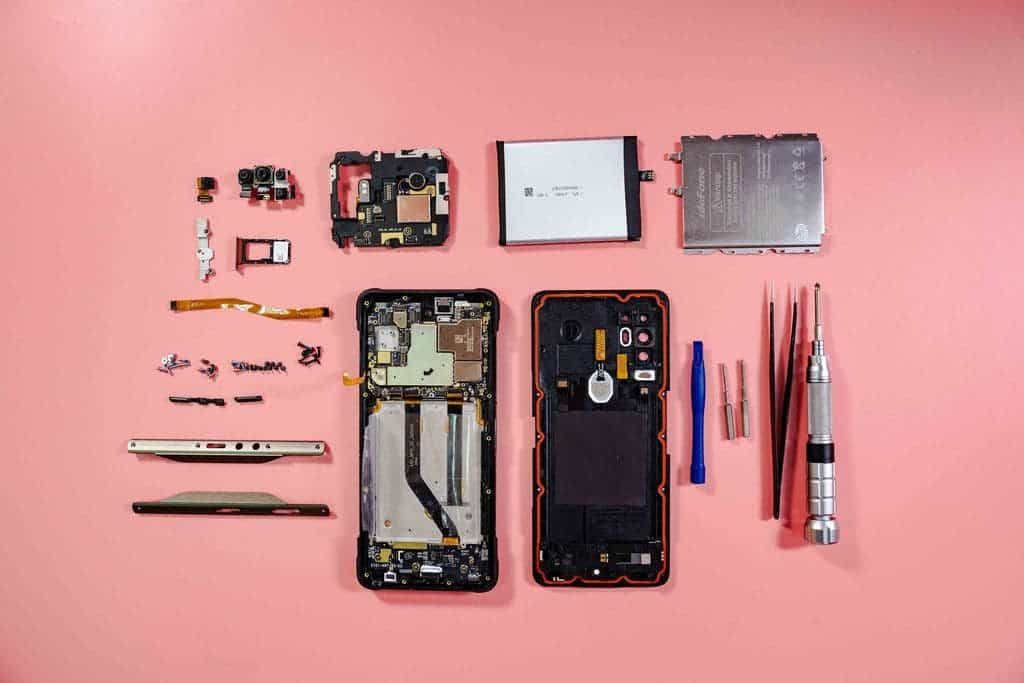 Ulefone Armor 10 5G internals exposed in teardown video