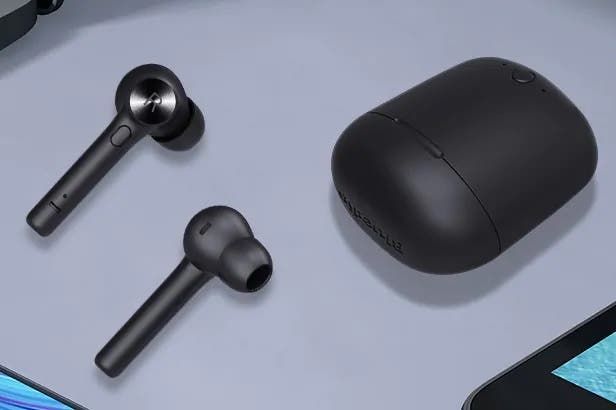 Deals for Huawei Band 4 and Bluedio Hi TWS earphones