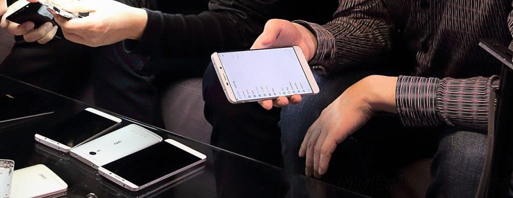 LeTV phones shown in latest press shots along with pricing