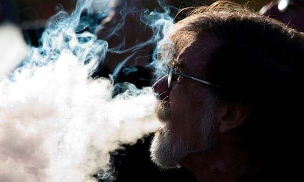 Instagram and Facebook Strictly Control e-Cigarette Branded Content