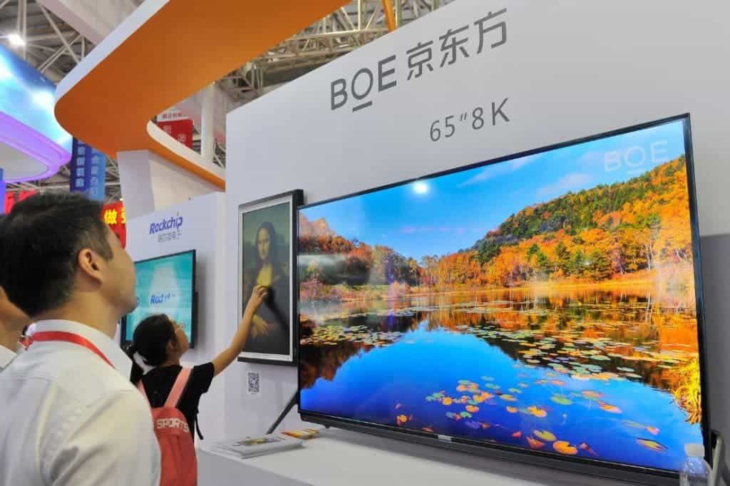 BOE strengthens its display division with CEC Panda LCD fabs